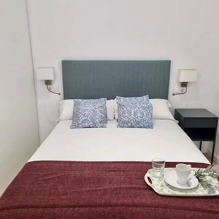 Rg Hospital Valme Apartment